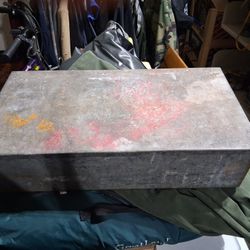 No Name Brand Tool Box 25$ Obo