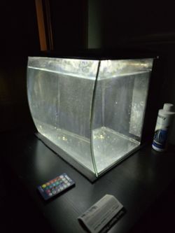 Omni 9 Jellyfish Aquarium 