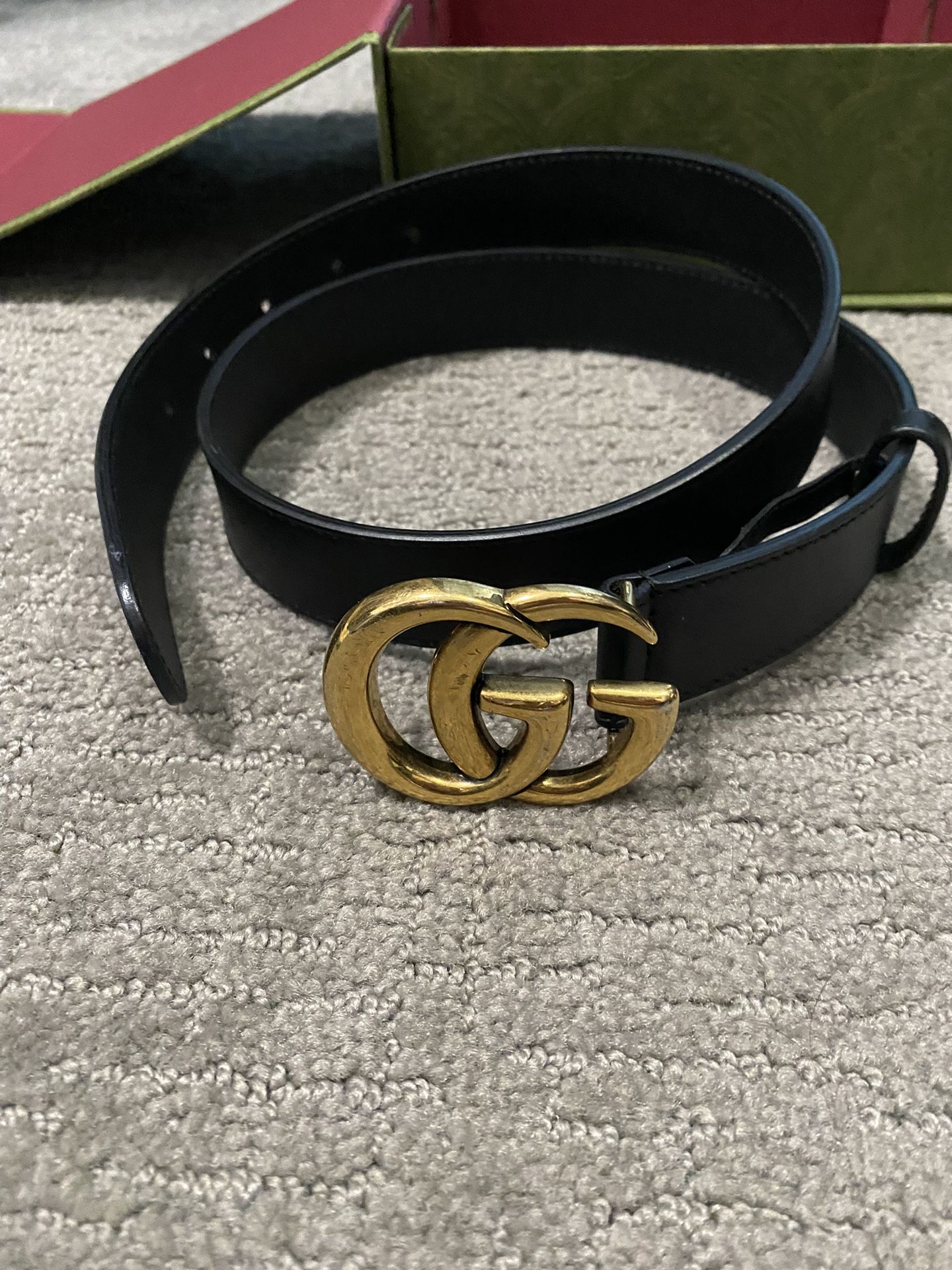 beautiful Gucci belt