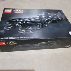 lego 1989 battmobile NEW 76139 OOP
