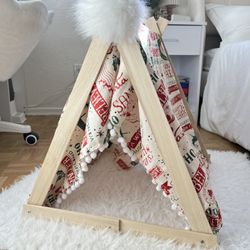 Christmas Pet Tent For Cat Or Small Dog.