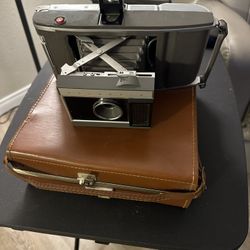 POLAROID LAND CAMERA J66