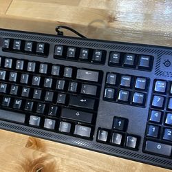 🖥️ SteelSeries Apex 100 Gaming Keyboard – Blue LED – Great Condition!