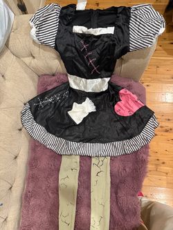Costume