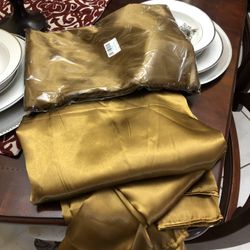 90*132 Gold Rectangle Tablecloth 