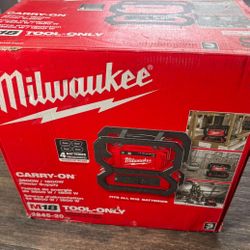 M18 18V Lithium-Ion Cordless 3600-Watt/1800-Watt Battery Powered Power Supply