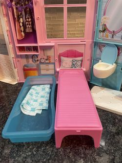 Barbie Portable 1-Story Toy Play Set Dollhouse with Doll, Pool, & Furniture