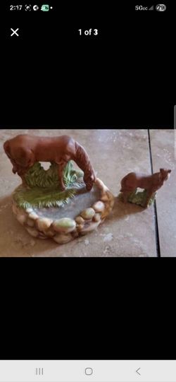 2 piece horse set