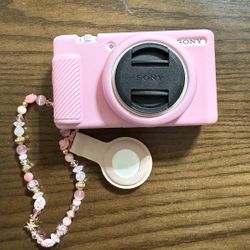 Sony ZV-1F White With Cover And Extra Batteries