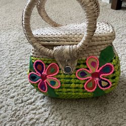 Straw Woven Purse 