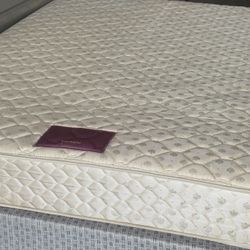 USED QUEEN SIZE Mattress ONLY 