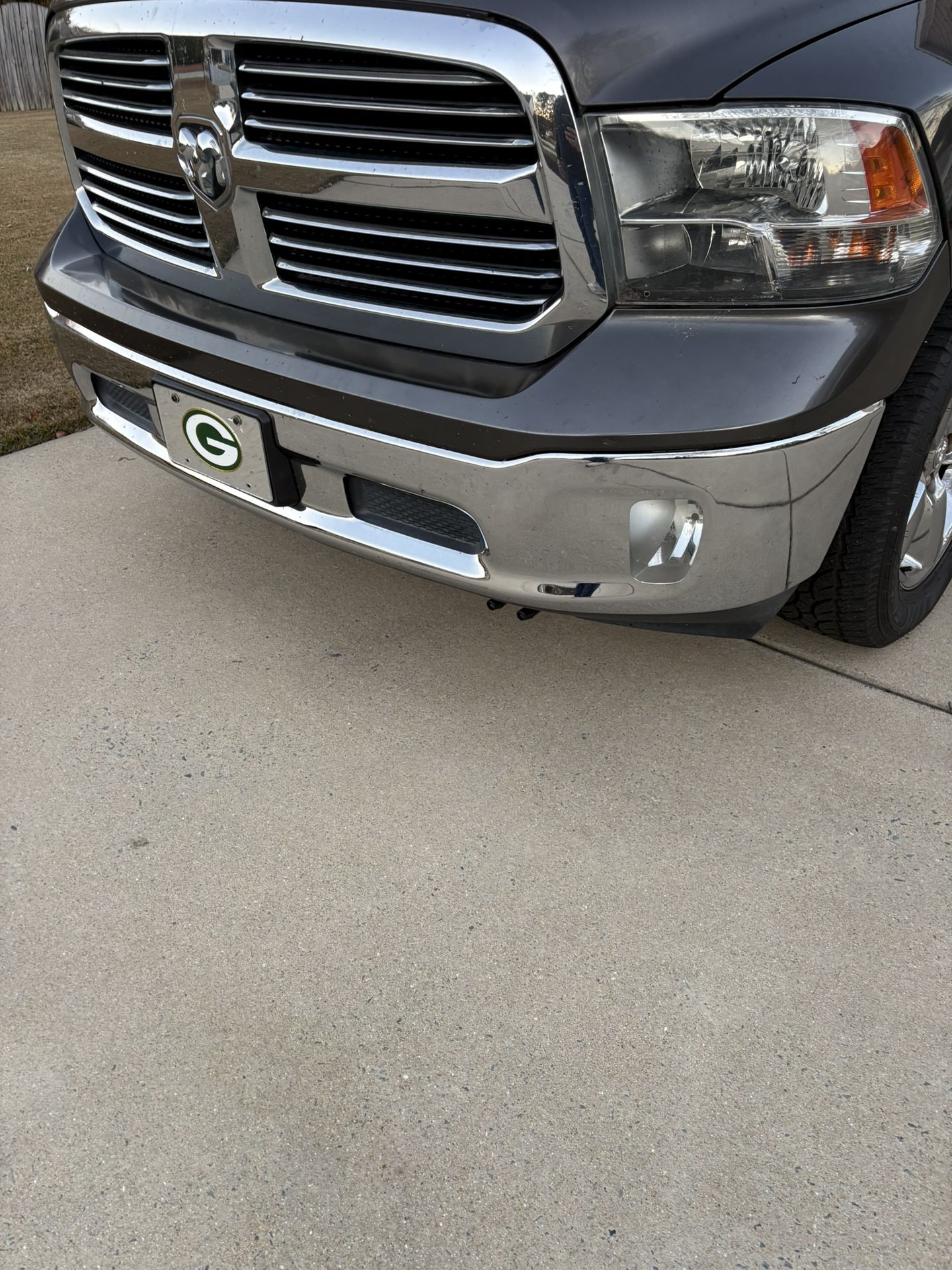 2015 Ram 1500 Big Horn Front Chrome Bumper