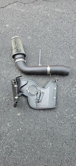K&N cold air intake 4.7 Mopar engine