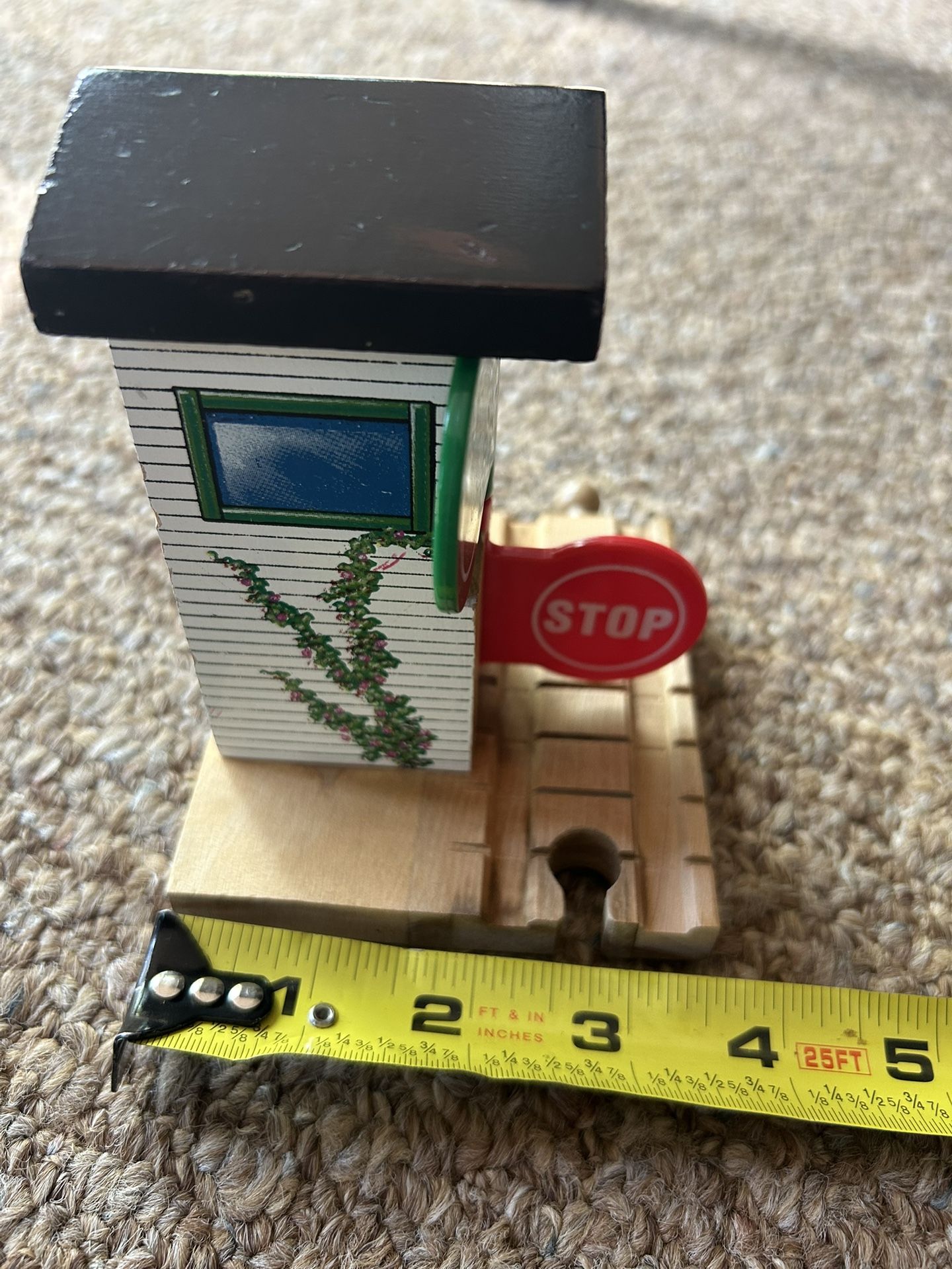 Thomas & Friends Stop and Go Station Wooden Railway