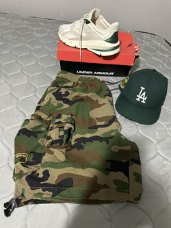 Ua Sneakers 9.5 , Shorts Size Large , Adjustable Cap