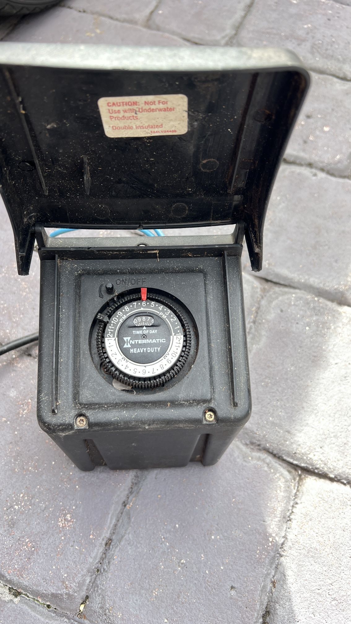 120v To 12v Outdoor Transformer With Tuner
