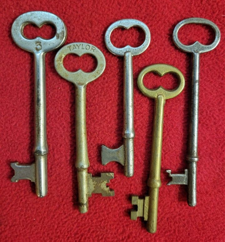 Antique Skeleton Keys
