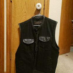 Motorcycle Riding Vest / Cut