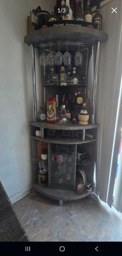 Corner bar