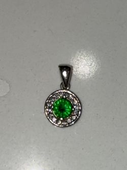 Sterling Silver Green Stone Pendant (925)