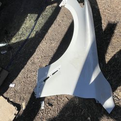 Q60 Fender