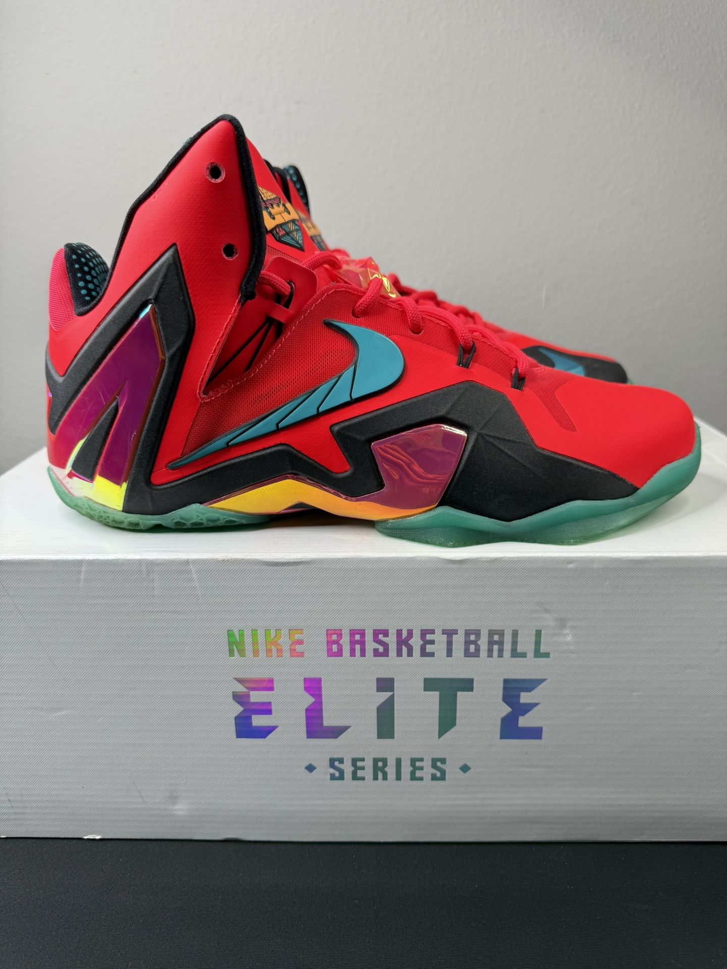 Nike LeBron 11 Elite “Hero” Size: 10M (Lightly Worn)
