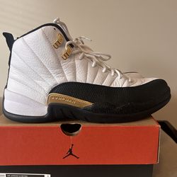 Air Jordan 12 Royalty