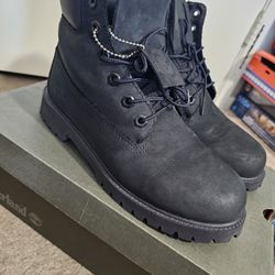 Black Juniors Timberland Boots