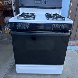 Gas Stove GE 30” Wide