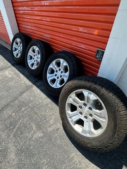 Silverado wheels 18” $800$ obo z71 tahoe suburban gmc sierra yukon rst denali chevrolet rines ss