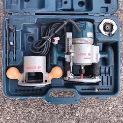 Bosch Vspeed Router Fixed & Plung Base 1/4&1/2in Colits Good Condition . For Pick Up Fremont Seattle. No Low Ball Offers Please. No Trades 