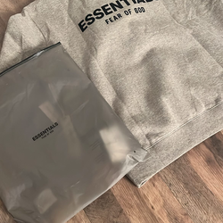 Essentialls sweater light grey