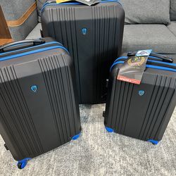 Suitcase set
