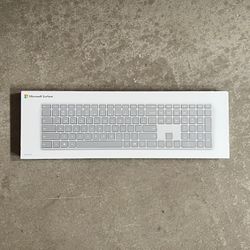 Microsoft Surface BT Wireless Keyboard 