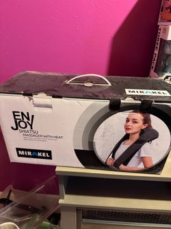 Neck massager