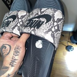 Nike Slippers