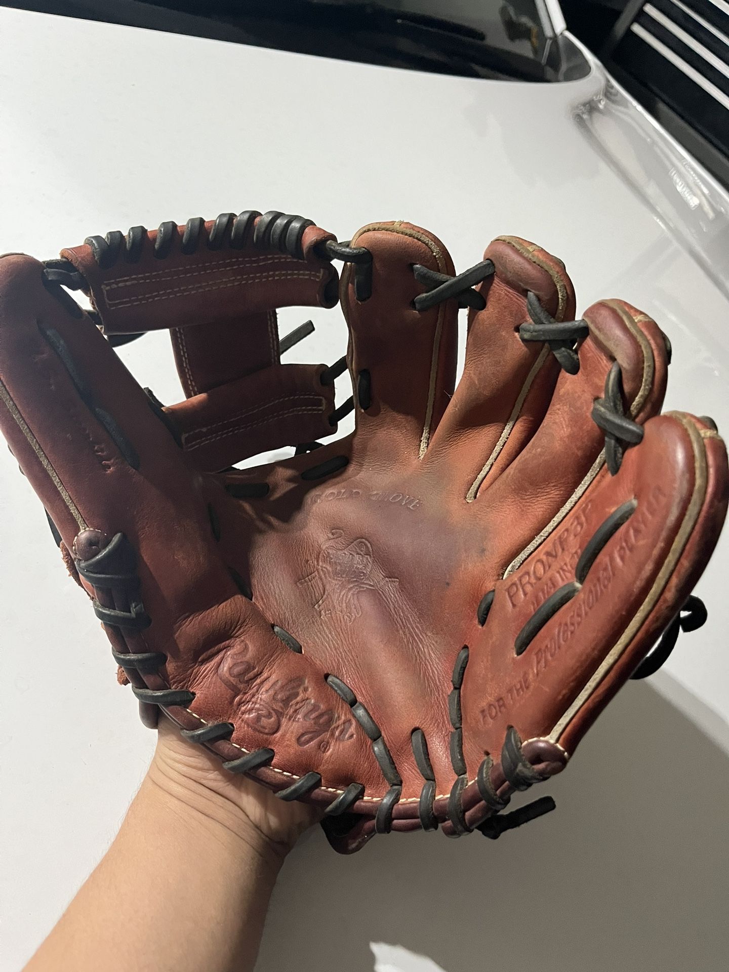 Rawlings Infield Glove