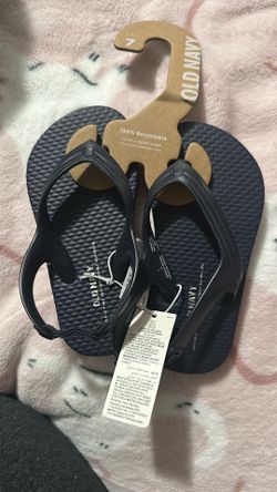 Old Navy Size 7