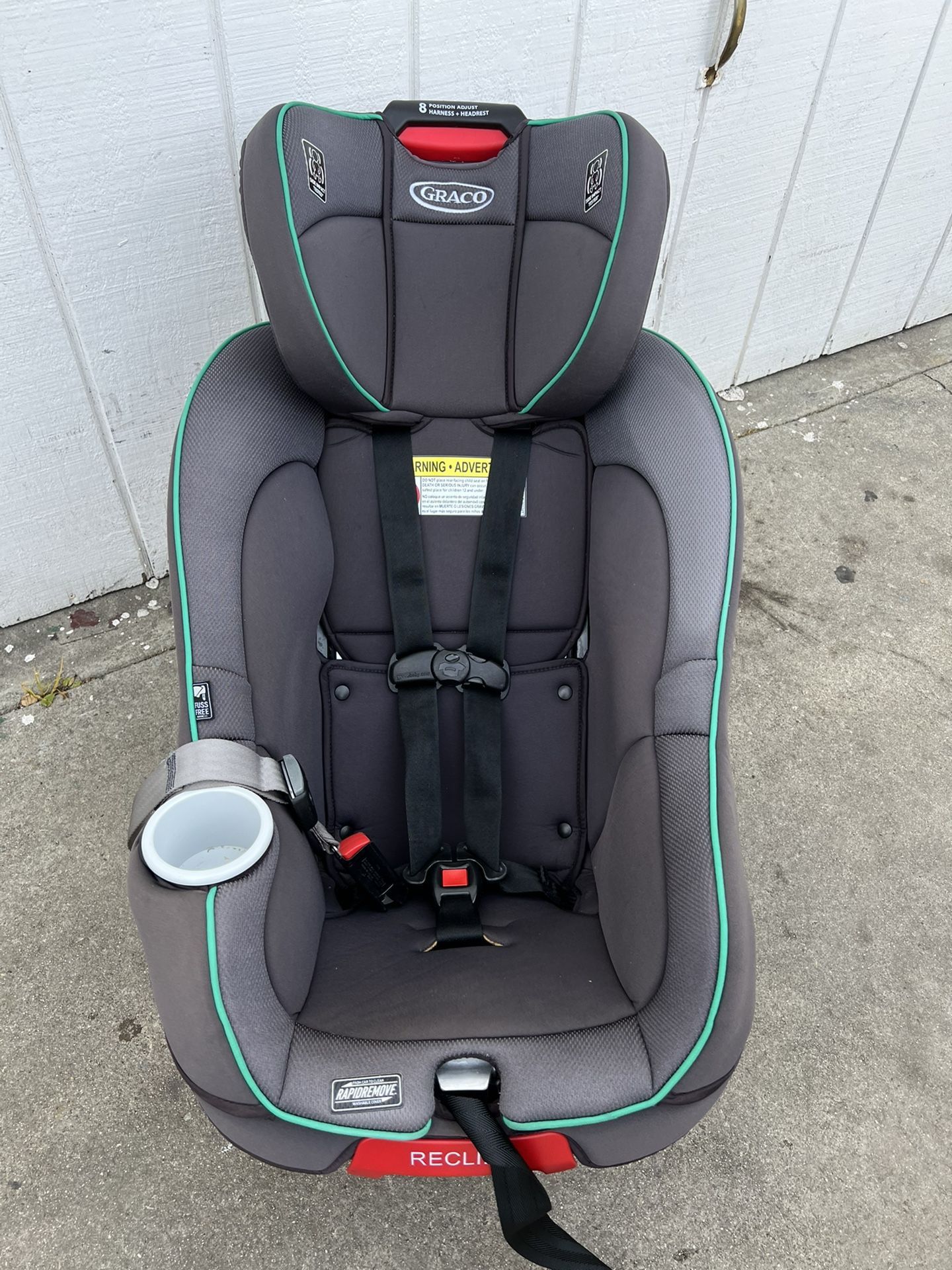 GRACO Size4Me 65 convertible car seat EXPIRES IN 2027 (Good condition) PICK UP IN CORNELIUS