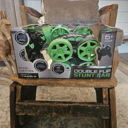 Double Flip Stunt RC Car