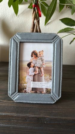Belle Maison 4x6 Photo Frame