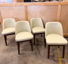 4 beige chairs