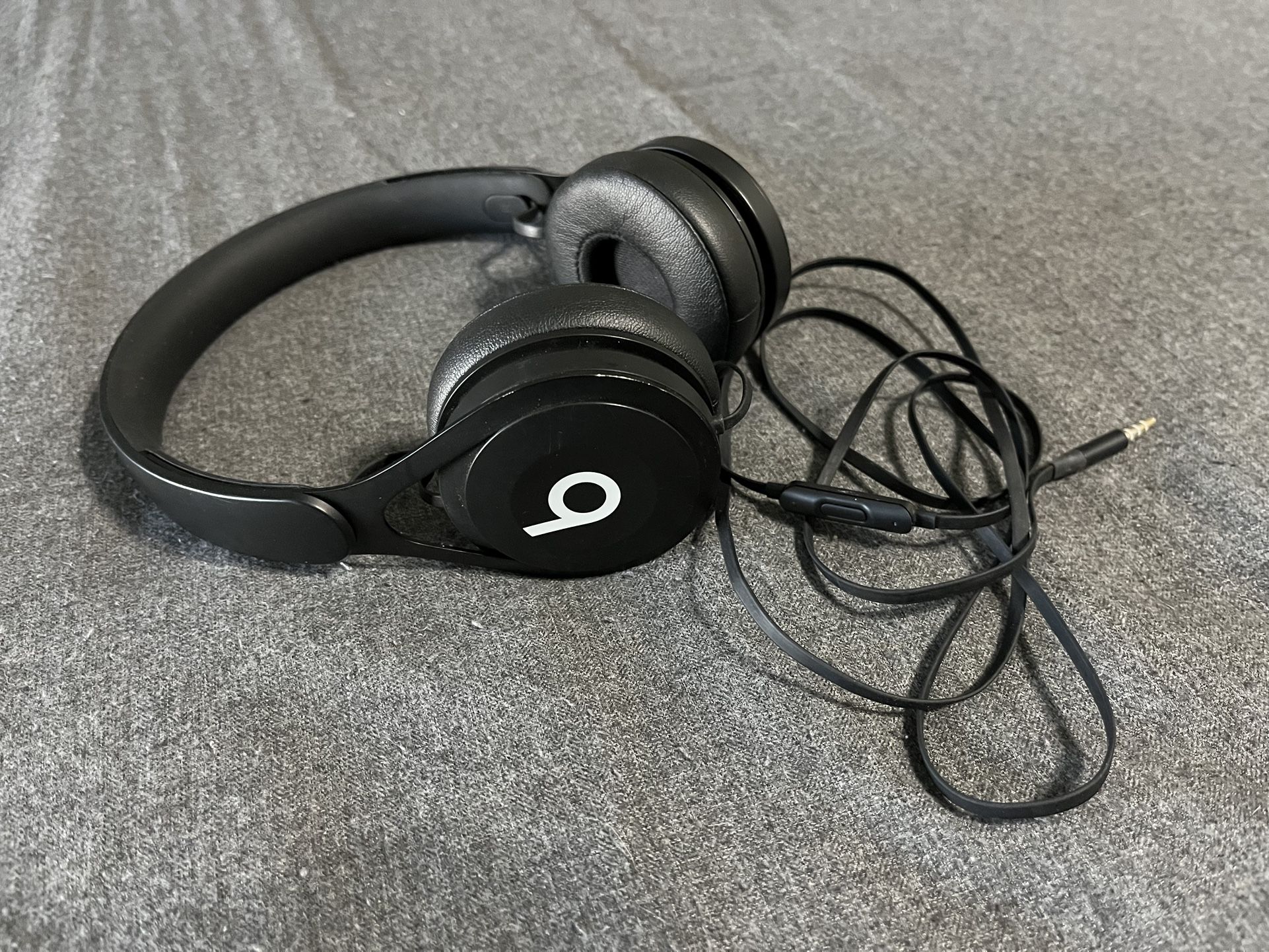 Beats headphone