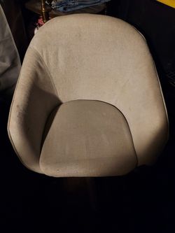 Light agree Desk Chair Used FREE