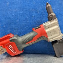 Milwaukee 2550-20