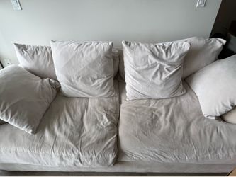 Great quality couch. Move out sale.