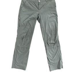 Columbia Women’s Omni-Shield Advanced Repellency Hiking Outdoors Pants Size 8 Short