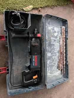 BOSCH Bulldog Roto Hammer