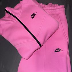 Pink Nike Tech 