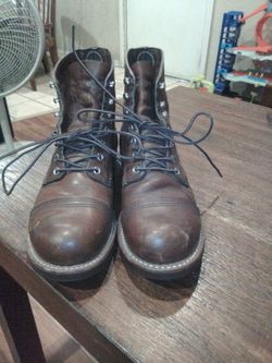 Red Wings Boots Vibram Iron Ranger 8111 Sz8